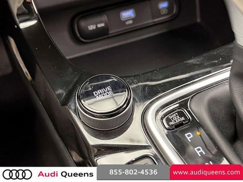 Used 2024 Kia Seltos SX AWD/4WD image 32