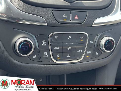 Used 2024 Chevrolet Equinox LT image 22