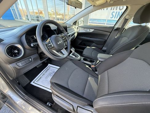 Used 2023 Kia Forte LXS image 14