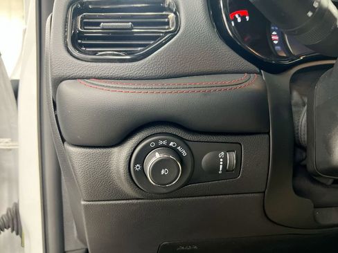 Used 2023 Dodge Durango GT image 19