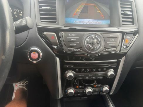 Used 2020 Nissan Pathfinder SV FWD image 30