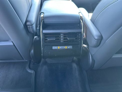 Used 2024 Land Rover Range Rover Sport SE AWD/4WD image 20