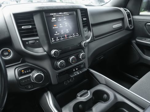 Used 2021 RAM 1500 Big Horn RWD image 12