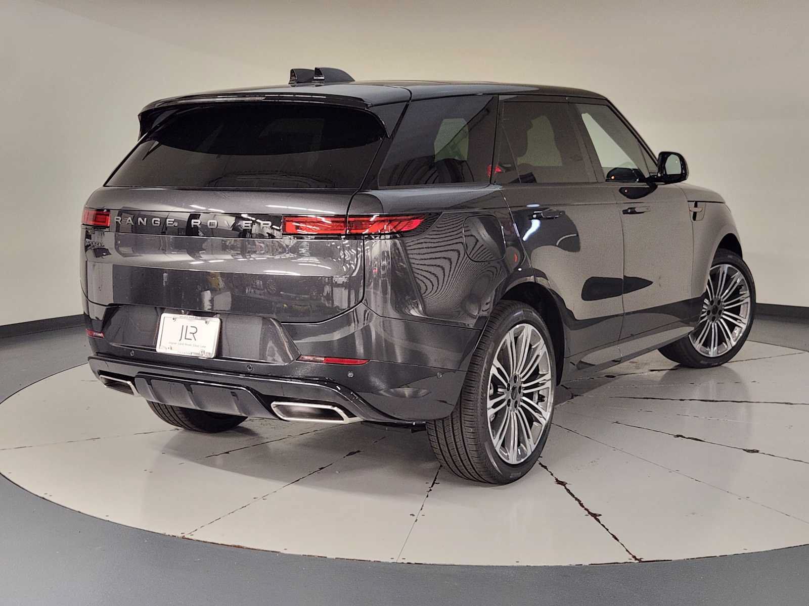 New 2026 Land Rover Range Rover Sport Dynamic SE AWD/4WD image 2