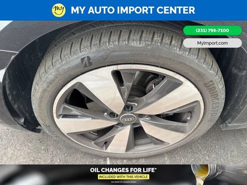 Used 2025 Audi A5 2.0T Premium Plus w/ Premium Plus AWD/4WD image 8