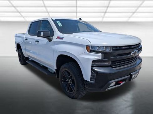 Used 2021 Chevrolet Silverado 1500 LT Trail Boss w/ Convenience Package II AWD/4WD image 1