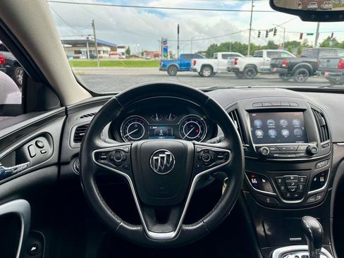 Used 2016 Buick Regal FWD image 12
