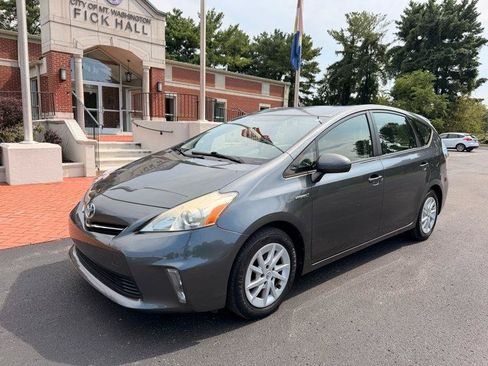 Used 2014 Toyota Prius V Two FWD image 1