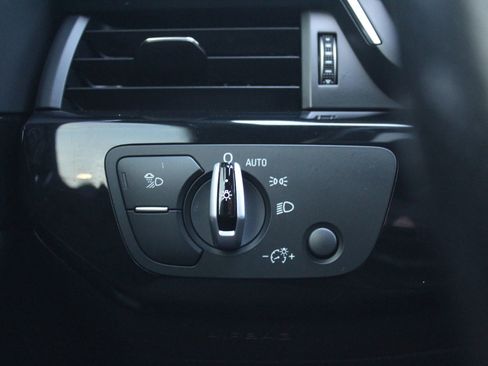 Used 2018 Audi A4 2.0T Premium Plus w/ Premium Plus Package image 26