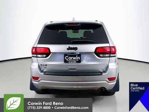 Used 2018 Jeep Grand Cherokee Altitude AWD/4WD image 8