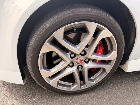 Used 2017 Chevrolet SS RWD image 12