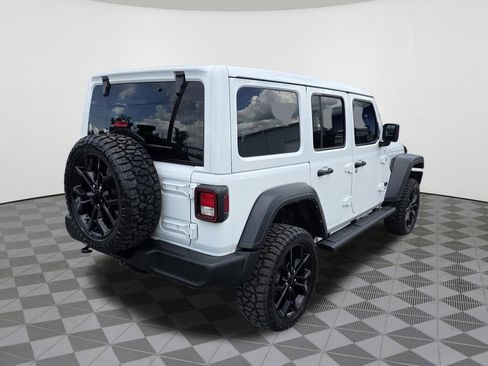 Used 2024 Jeep Wrangler Unlimited Sport AWD/4WD image 8