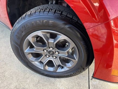 Used 2023 Ford Maverick XLT image 36