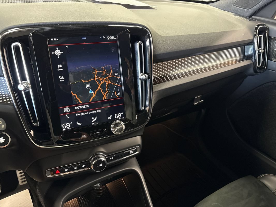 Used 2019 Volvo XC40 T5 R-Design AWD/4WD image 43