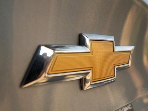 Used 2023 Chevrolet Malibu LT image 41