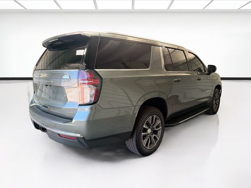 Used 2023 Chevrolet Suburban LS w/ Driver Alert Package RWD image 4