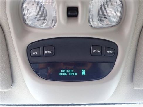 Used 2004 Jeep Grand Cherokee Laredo w/ Convenience Group AWD/4WD image 11