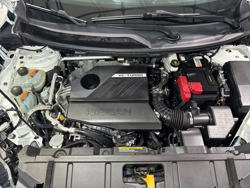Used 2023 Nissan Rogue Platinum AWD/4WD image 10