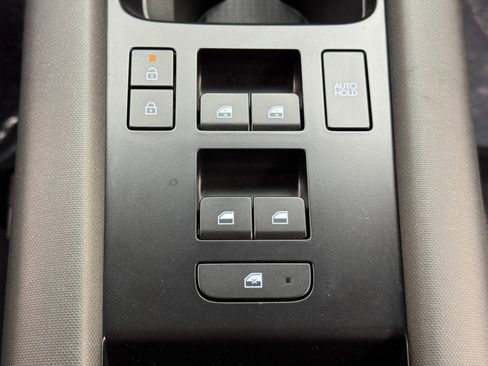 Used 2023 Hyundai Ioniq 6 SEL image 29