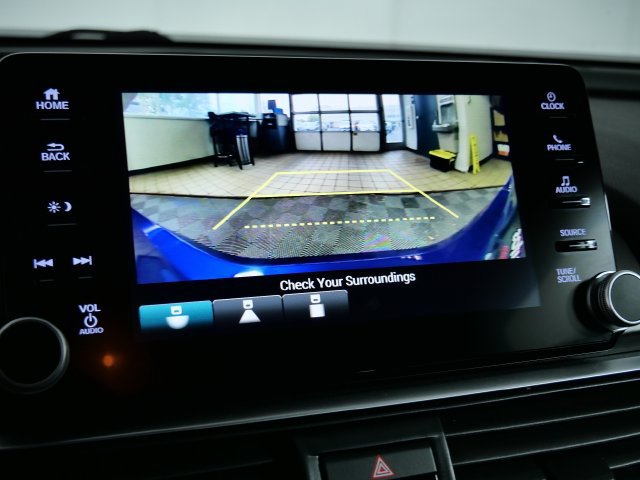 Used 2018 Honda Accord Sport image 23