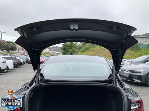 Used 2022 Tesla Model 3 Long Range AWD/4WD image 9