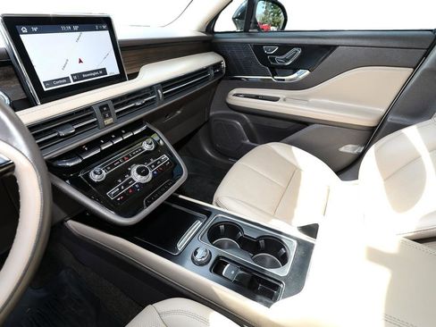 Certified 2022 Lincoln Corsair Reserve w/ Equipment Group 201A image 20