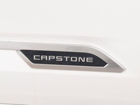 Used 2022 Toyota Tundra Capstone AWD/4WD image 16