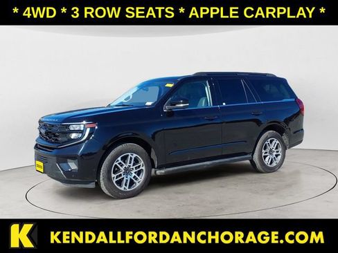 Certified 2025 Ford Expedition Active AWD/4WD image 1