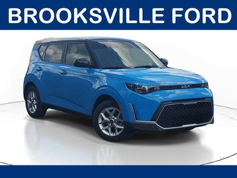 Used 2025 Kia Soul S FWD image 1
