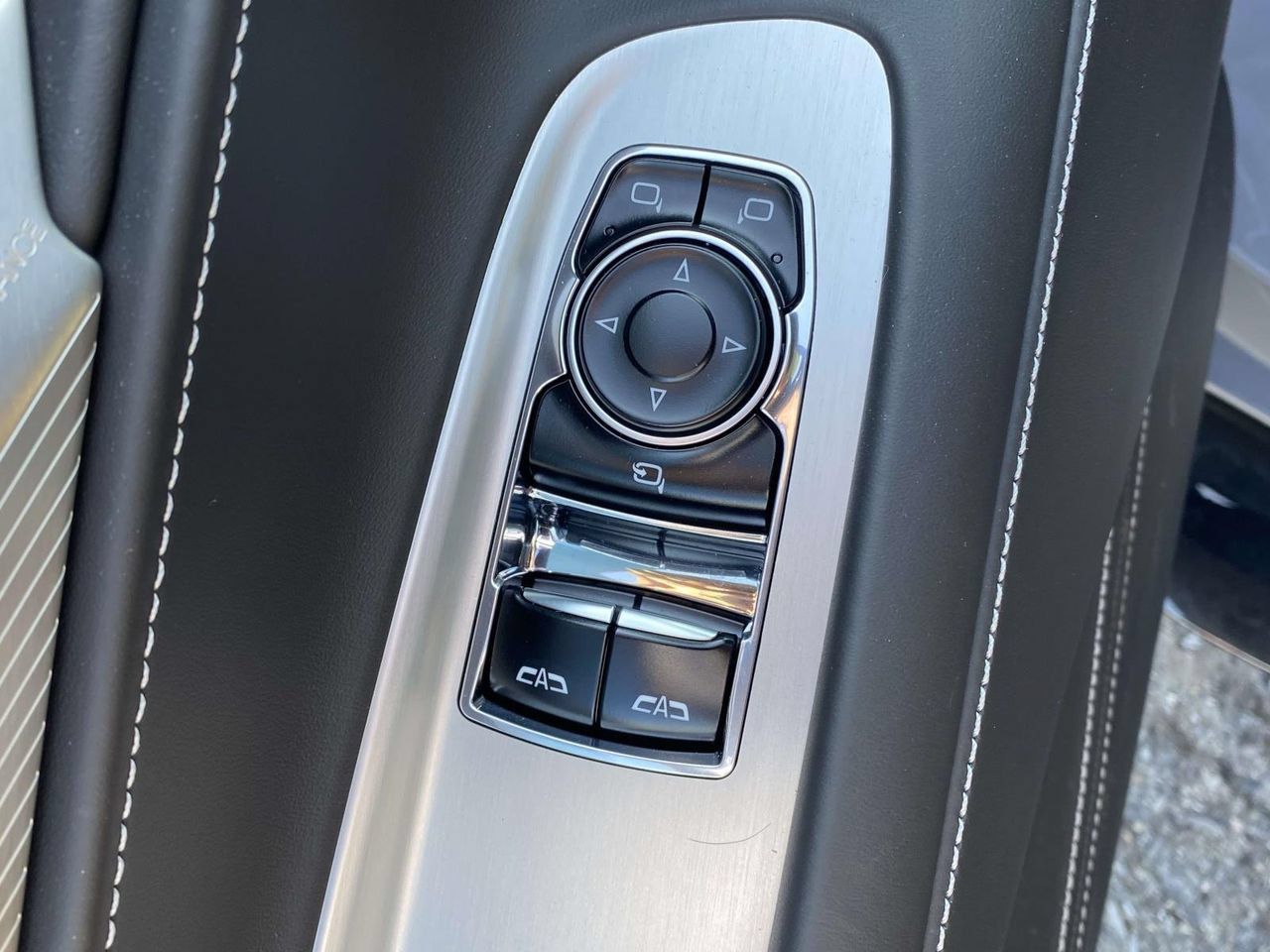 Used 2025 Chevrolet Corvette Z06 RWD image 24