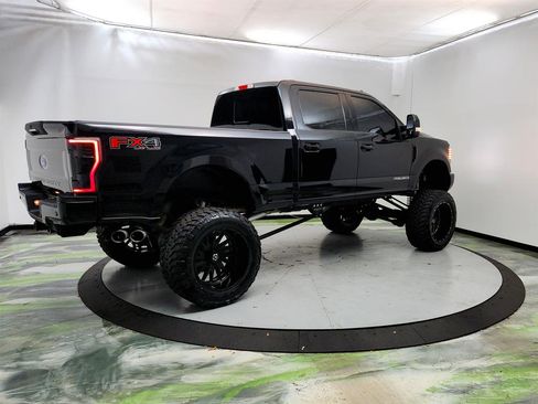 Used 2019 Ford F250 Lariat AWD/4WD image 5