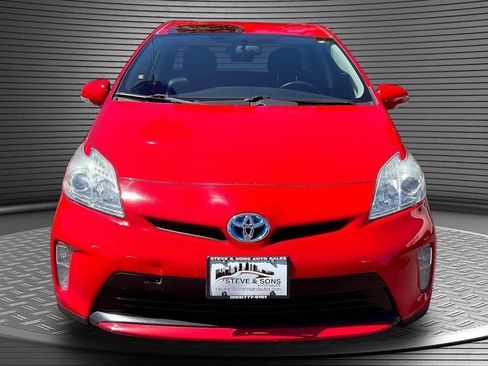 Used 2015 Toyota Prius Persona Series FWD image 2