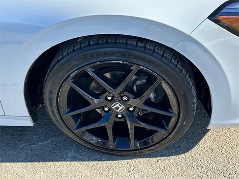 Used 2022 Honda Civic Sport image 7