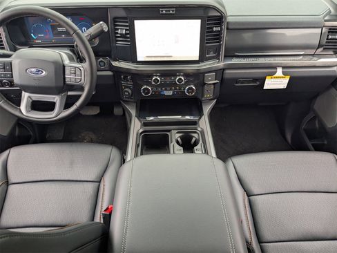 New 2026 Ford F250 Lariat w/ Black Appearance Package image 17