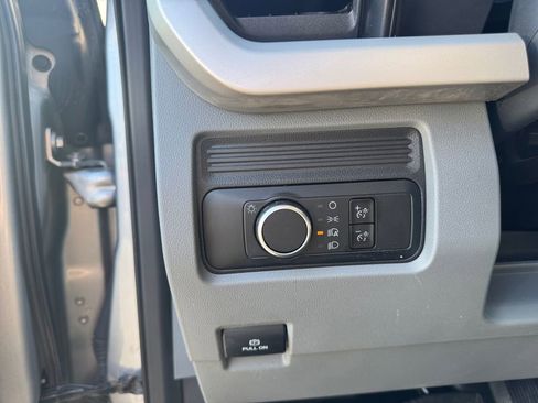 Used 2023 Ford F350 XLT image 19