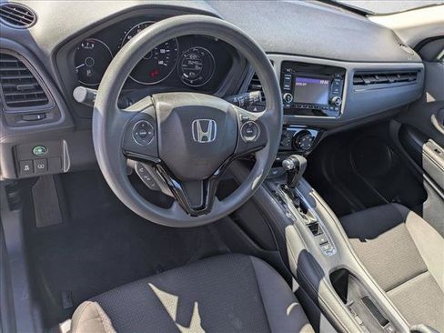 Used 2019 Honda HR-V LX image 10
