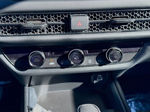 Certified 2023 Honda HR-V LX image 14