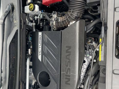 Certified 2024 Nissan Rogue SV FWD image 29