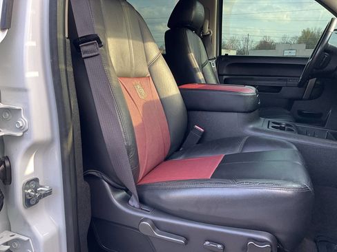 Used 2013 GMC Sierra 1500 SLE w/ Power Tech Package image 23