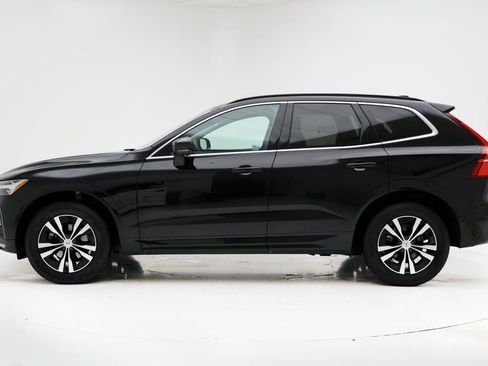 Used 2023 Volvo XC60 B5 Core image 5