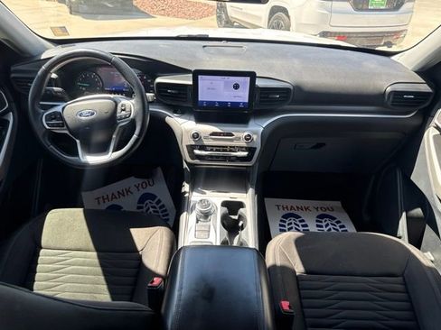 Used 2020 Ford Explorer XLT RWD image 10