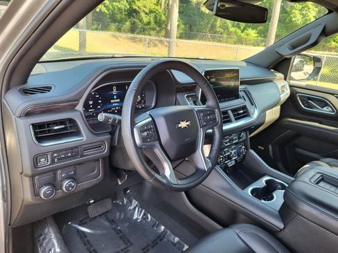 Used 2024 Chevrolet Tahoe LT RWD image 11