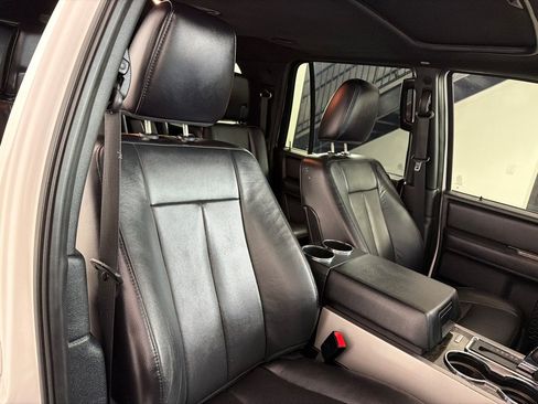 Used 2016 Ford Expedition EL Limited w/ Equipment Group 301A AWD/4WD image 25