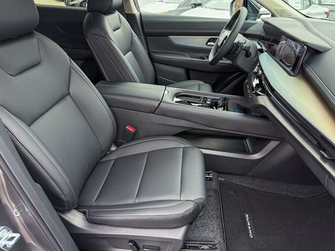 New 2026 Nissan Murano SL image 13
