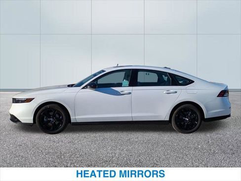 Used 2025 Honda Accord SE image 10