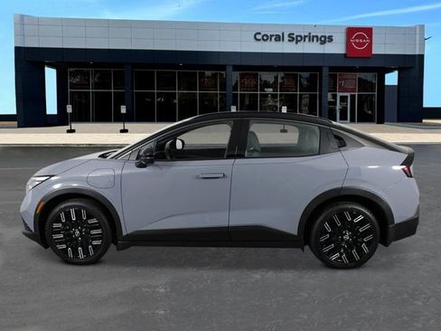 New 2026 Nissan Leaf Platinum+ w/ Cargo Package (Platinum+) FWD image 2