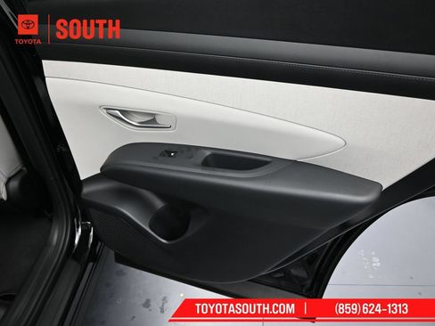 Used 2025 Hyundai Tucson SEL AWD/4WD image 32