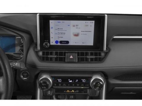 Used 2023 Toyota RAV4 XLE Premium image 10