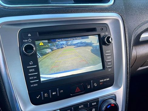 Used 2017 GMC Acadia Limited SLT image 29