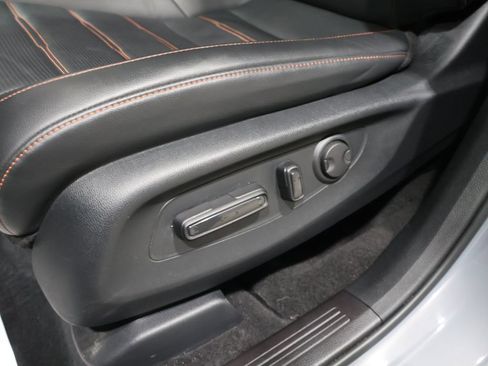 Used 2025 Honda CR-V Sport Touring image 12